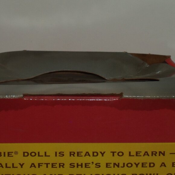 Campbell's Alphabet Souup Barbie Doll 1999 - Picture 9 of 12